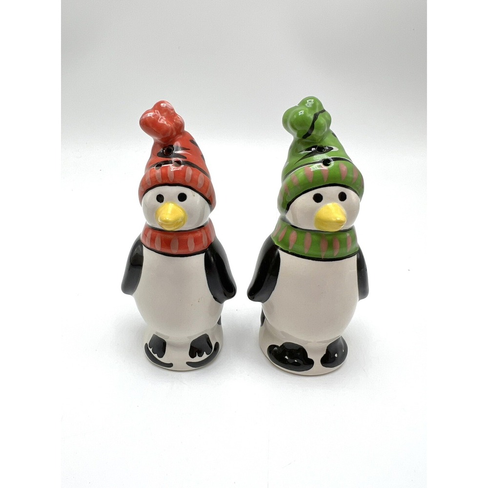 Pfaltzgraff Penguin Salt And Pepper Shakers Winter Themed